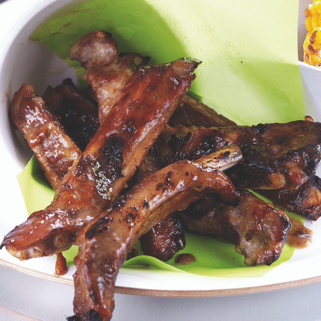 Sticky chinese ribs with hoisin sauce