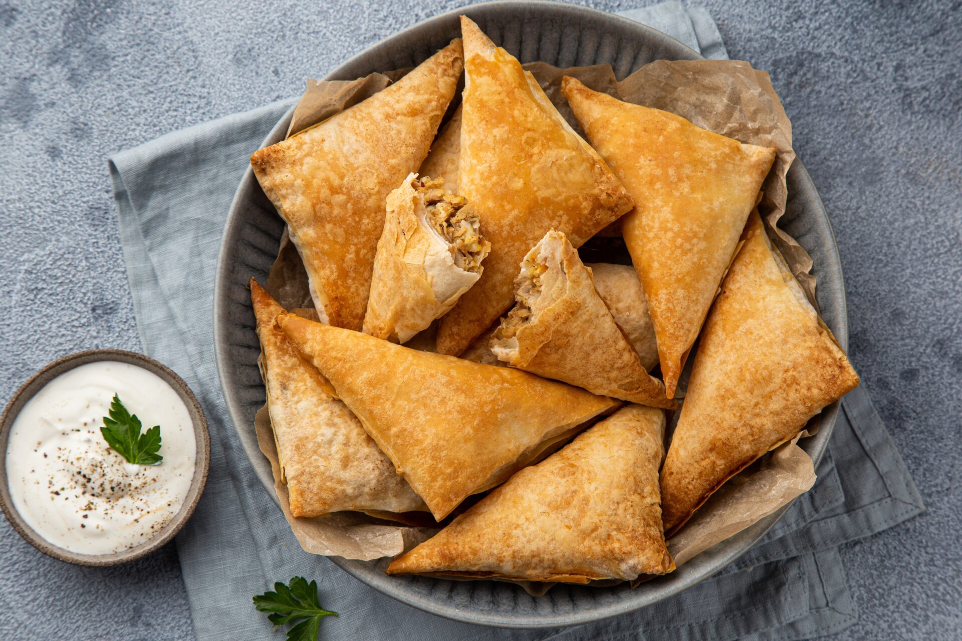 Pork-Samosas on a plate